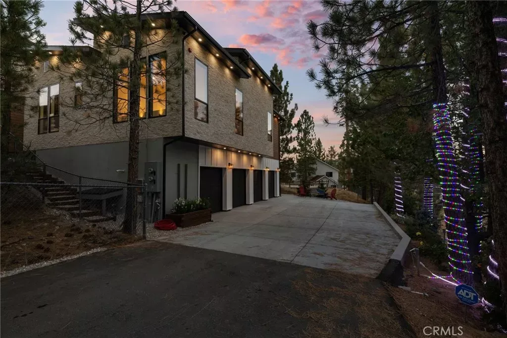 Property Photo:  807 Cameron Drive  CA 92315 