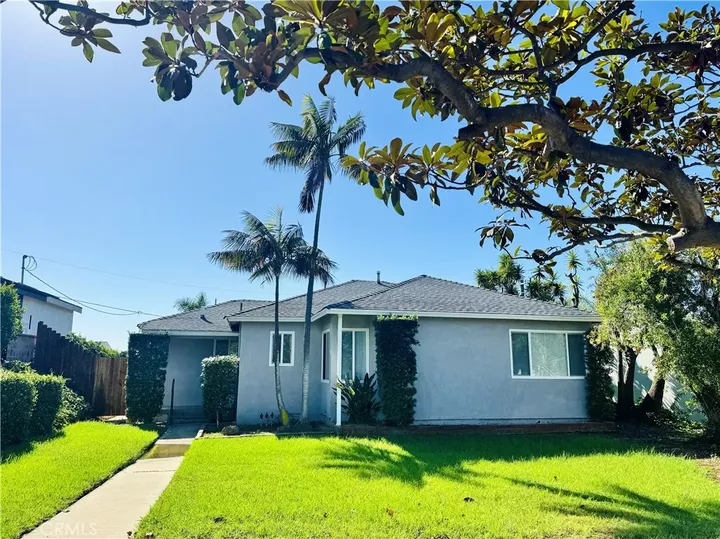 Property Photo:  13124 Rose  CA 90066 
