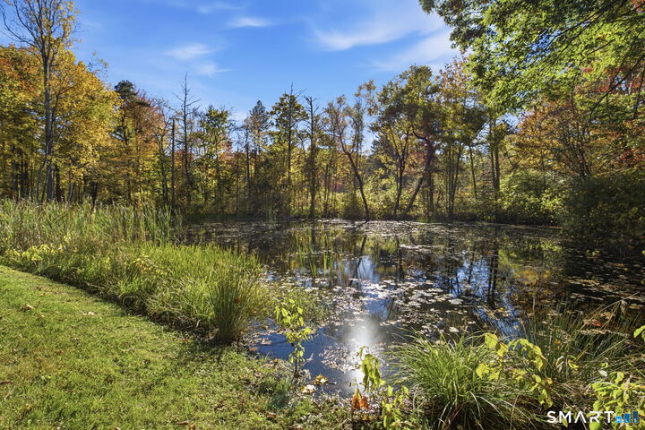 Property Photo:  2 Pinewood Trail  CT 06417 