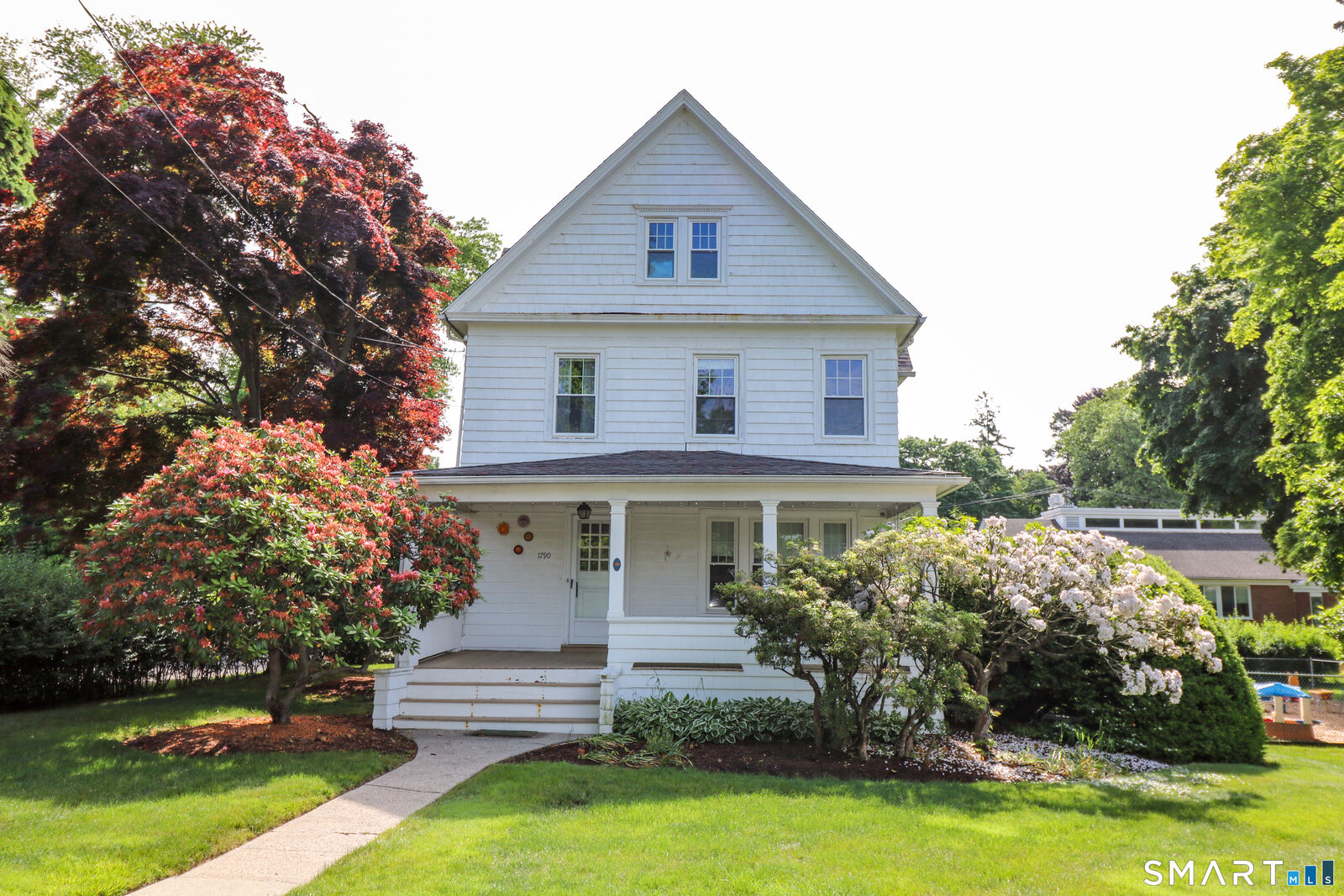 Property Photo: 1790 Huntington Turnpike CT 06611