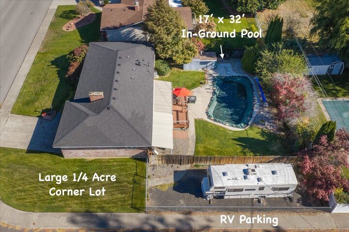 Property Photo: 2633 W Woodside Ave WA 99208