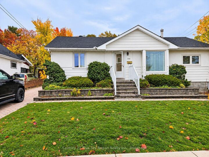 Property Photo: 1110 Copeland Street ON P1B 3E8