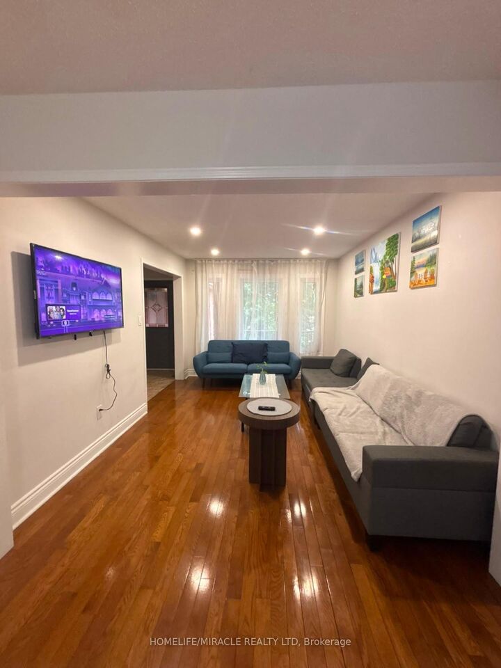 Property Photo:  42 Lockwood Road Upper  ON L6Y 4T7 