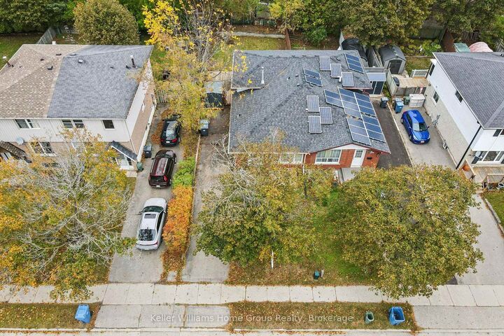 Photo de la propriété:  602 College Avenue W  ON N1G 1T6 