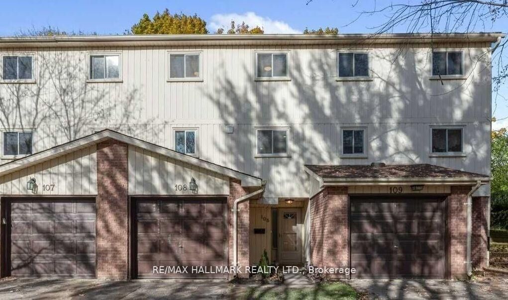 Property Photo:  51 Paulander Drive 108  ON N2M 5E5 