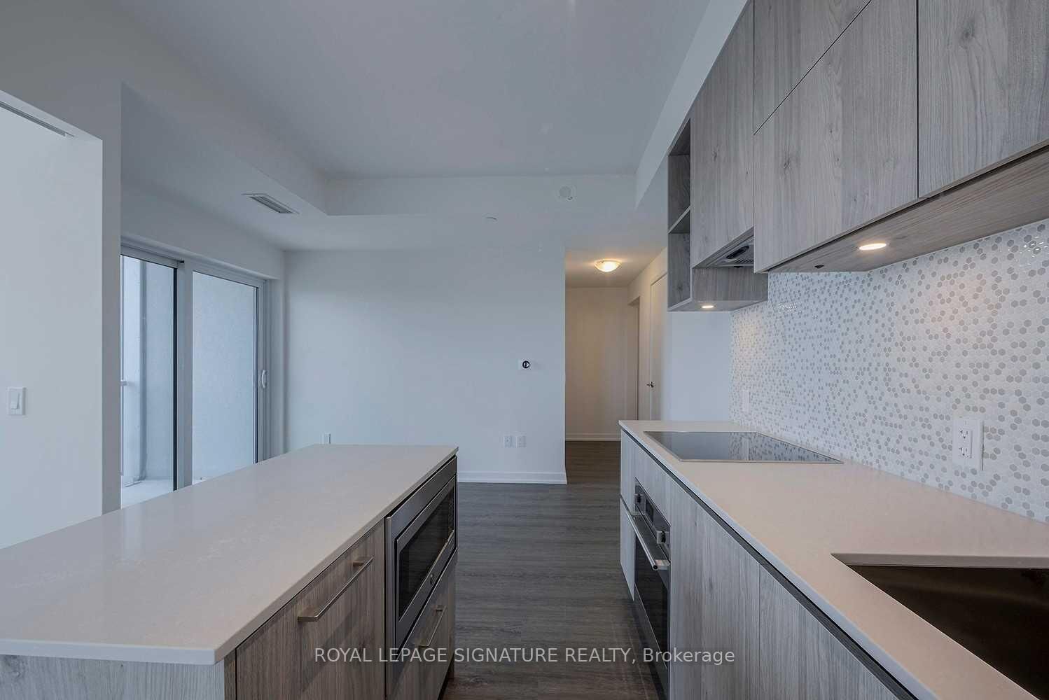 Property Photo:  1 Yorkville Avenue 4308  ON M4W 0B1 