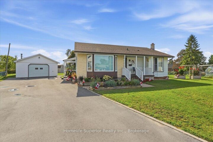 Property Photo:  15 Coleman Drive  ON K8V 3A5 
