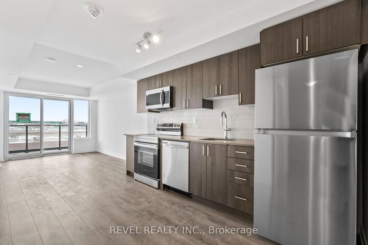 Property Photo: 1435 Celebration Drive 417 ON L1W 0C4