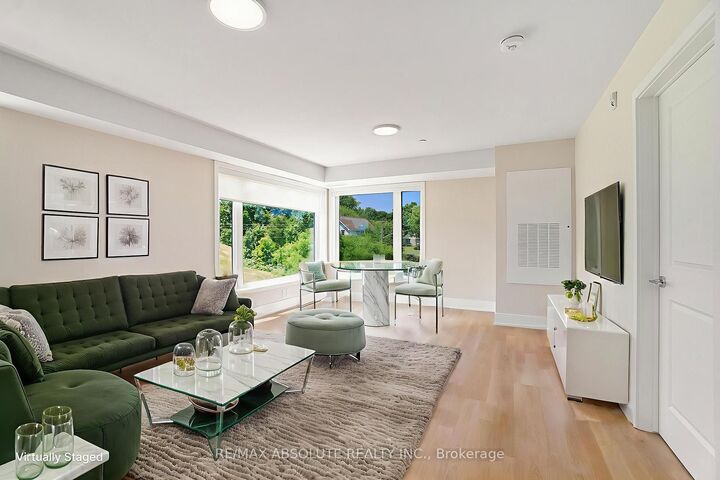 Property Photo:  12B Thomas Street S 101  ON K7S 2J1 