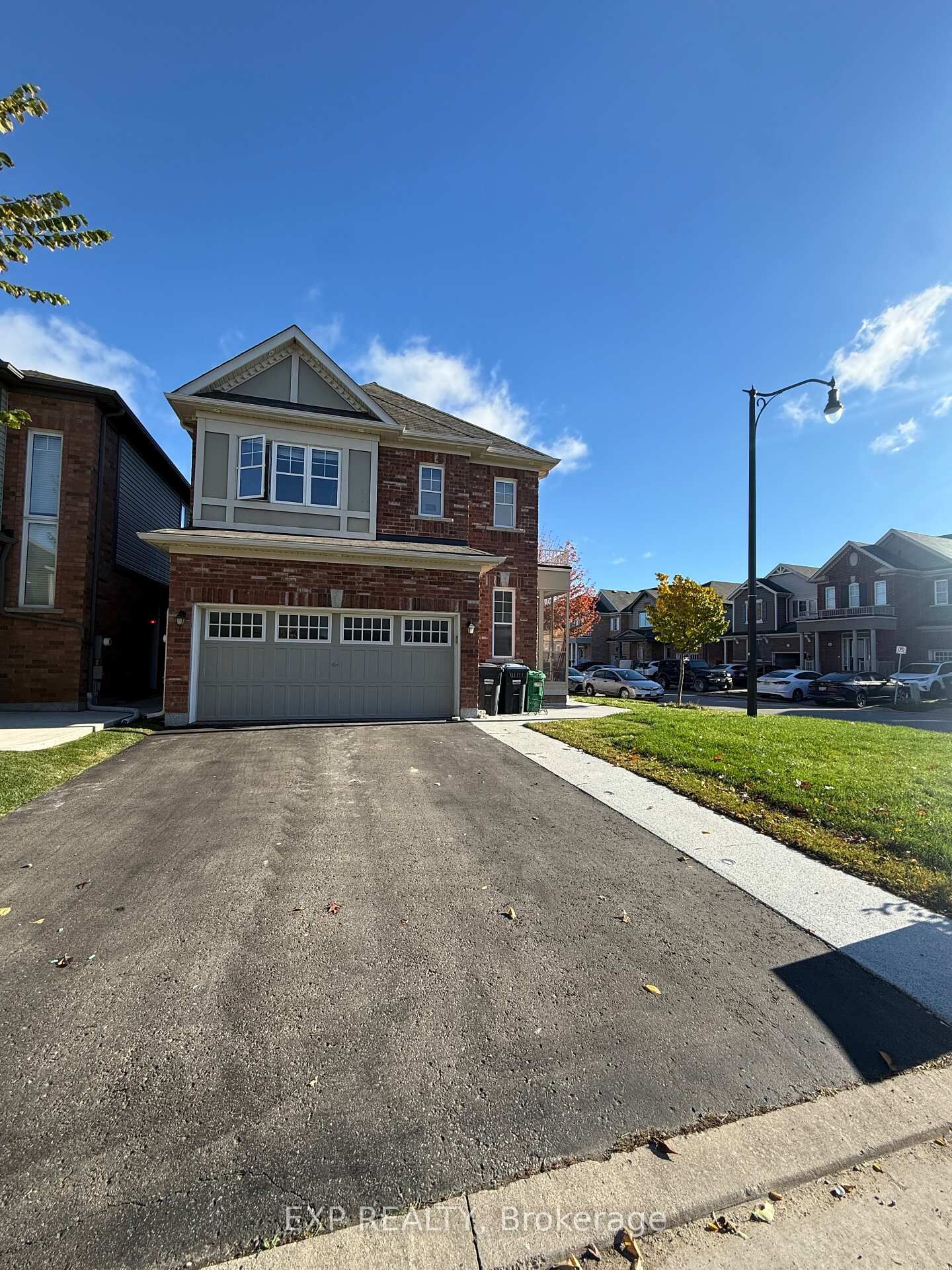Property Photo:  8 Redfern Street  ON L7A 4T8 