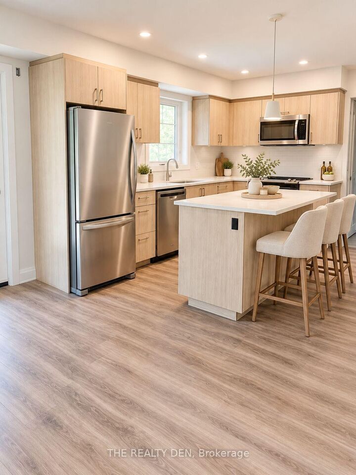 Property Photo: 117 Guelph Street Unit E ON N0B 2K0