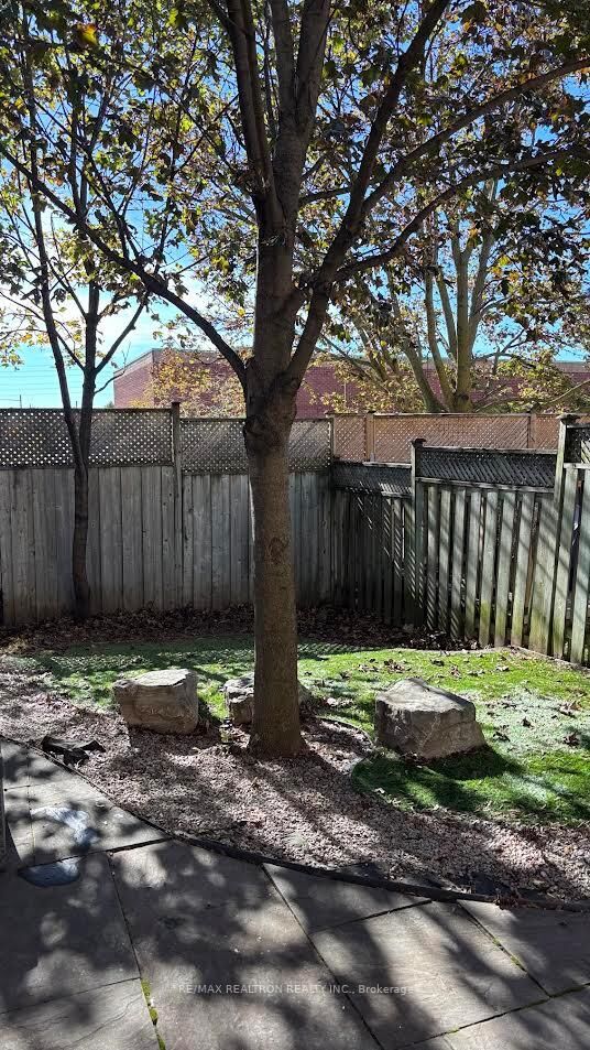 Property Photo:  115 Katerina Avenue  ON L4J 8H3 