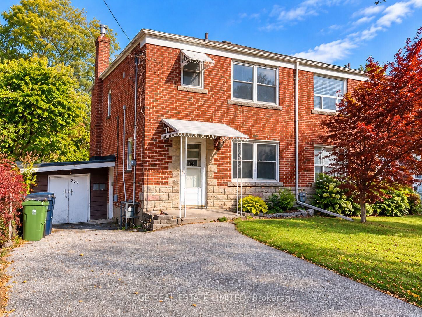 Property Photo:  309 Blantyre Avenue Upper/Main Unit  ON M1N 2S6 
