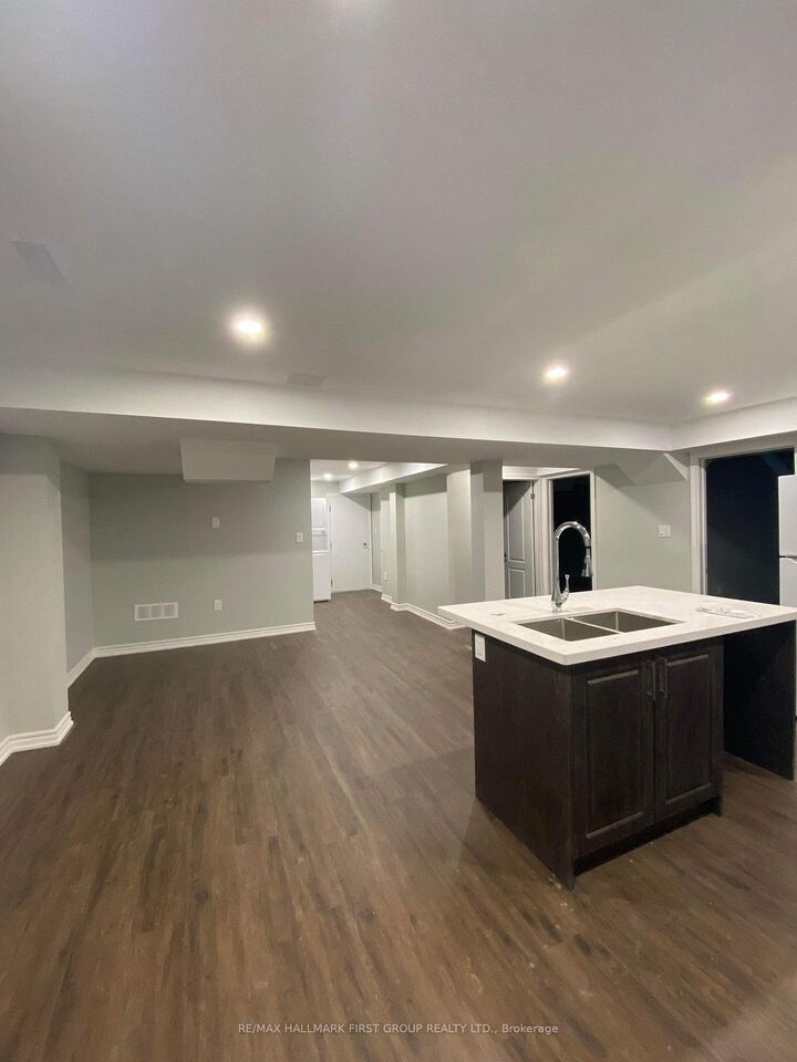 Property Photo: 1725 Frederick Mason Drive ON L1K 0X5