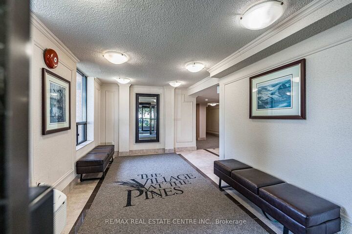 Property Photo:  1525 Diefenbaker Court 315  ON L1V 3W1 