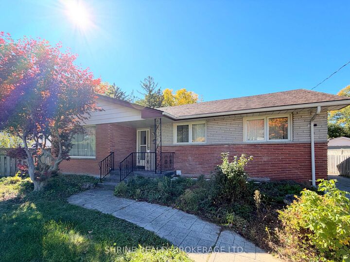 Property Photo:  327 Spruce Street  ON N5W 4N2 