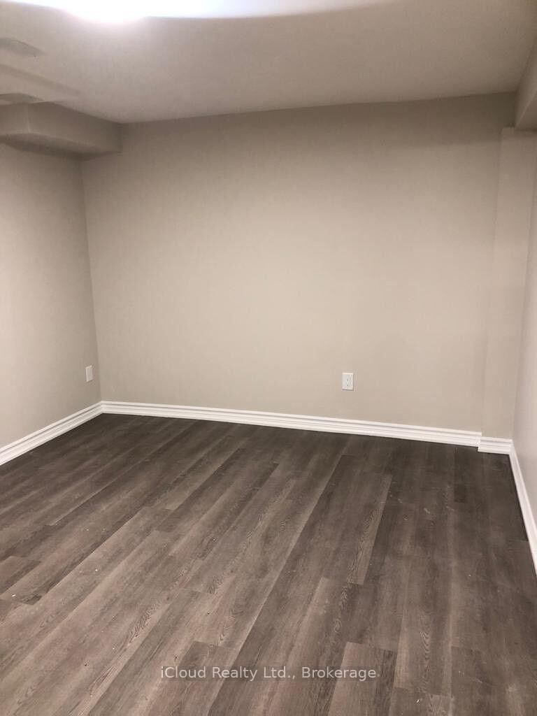 Property Photo:  5473 Red Brush Drive  ON L4Z 4A7 