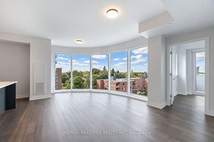 Property Photo:  2525 Bathurst Street 507  ON M6B 2Y9 