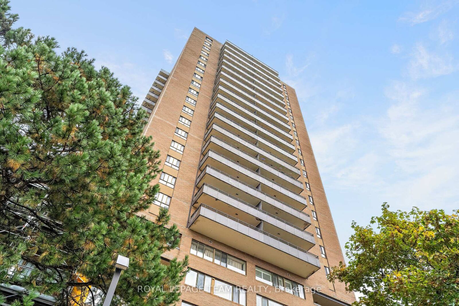 Property Photo:  515 St. Laurent Boulevard 107  ON K1K 3X5 