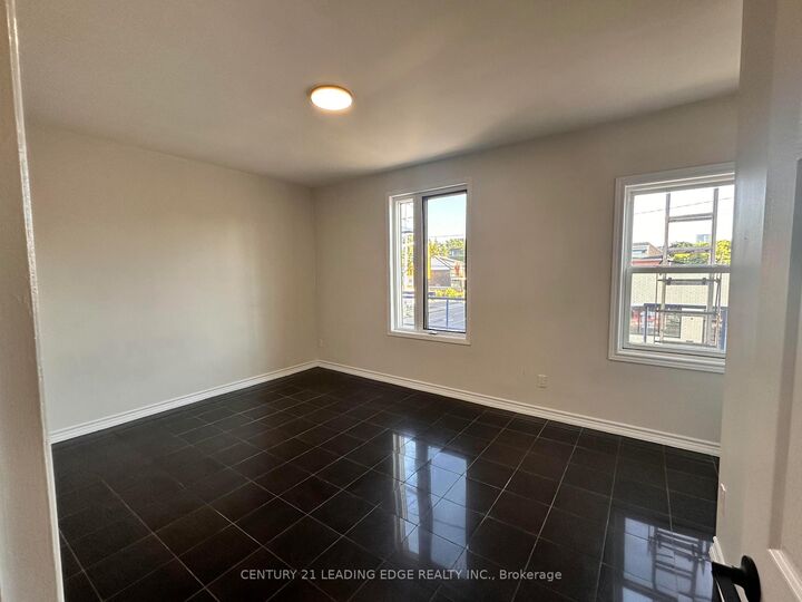Property Photo:  783 Barton Street E 2  ON L8L 3A9 