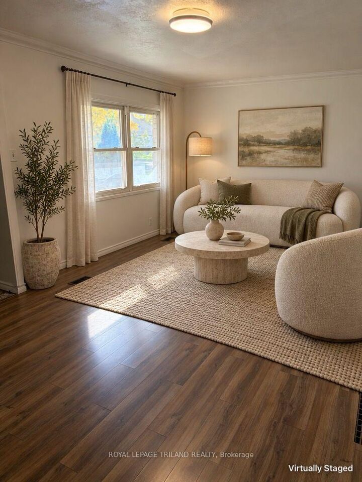 Property Photo:  1678 Dale Street  ON N5V 1Y2 