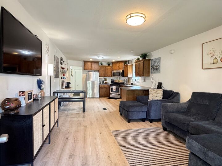 Property Photo:  1217 E Cherry Street  OK 74023 