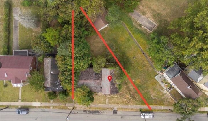 Property Photo: 2241 Laketon Rd PA 15221