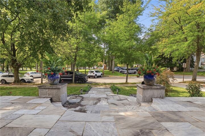 Property Photo: 340 Insurance St PA 15009