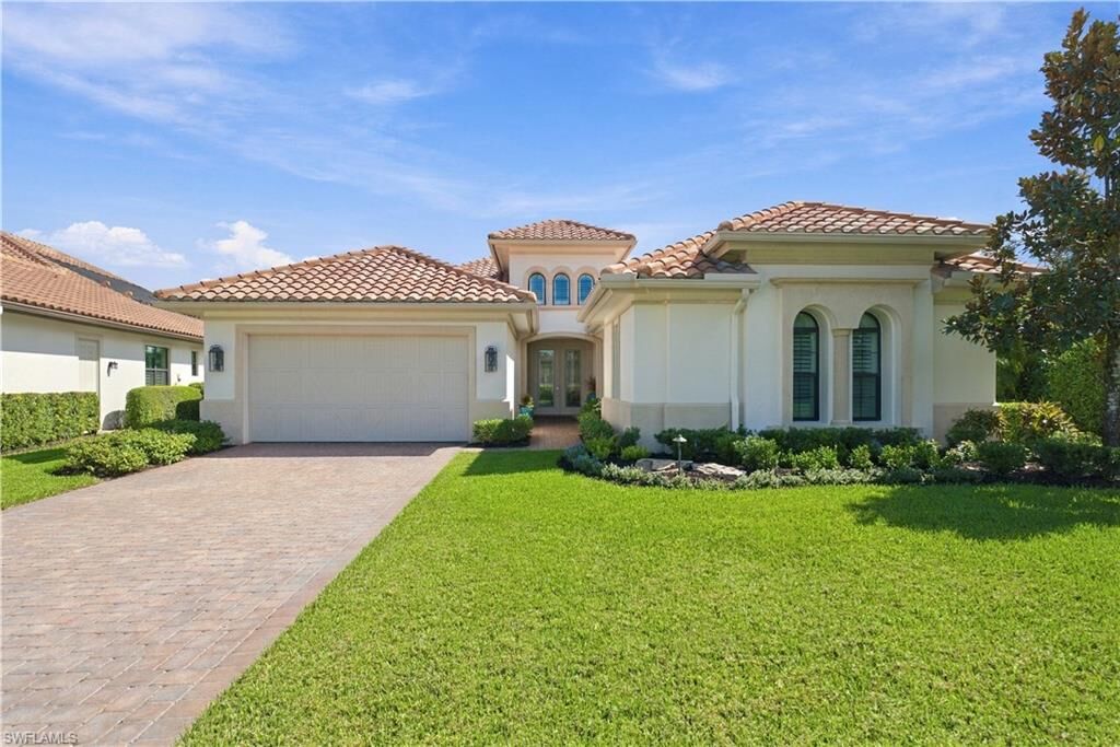 Property Photo: 12372 Wisteria Dr FL 34120