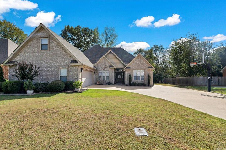 Property Photo:  2003 Jamestown Street  AR 72404 