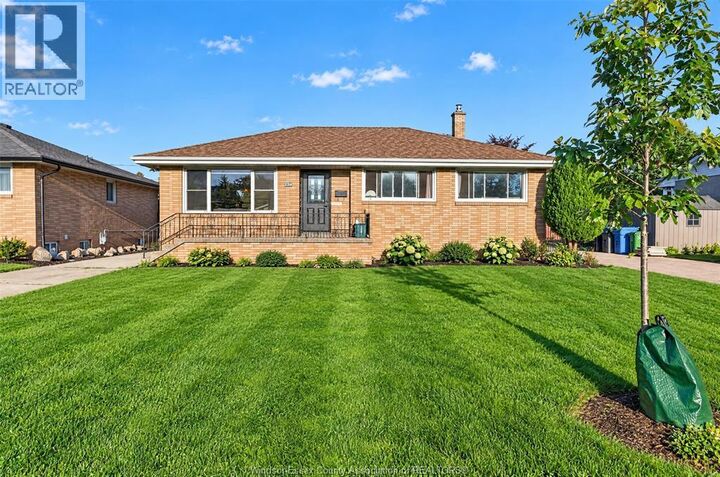 Property Photo:  2346 Leonard  ON N8W 4L7 