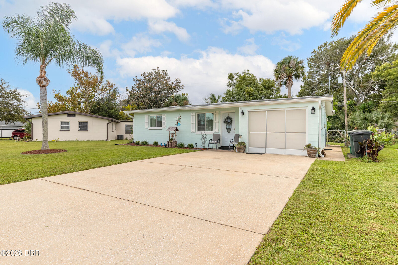 Property Photo: 1250 Peachtree Road FL 32114