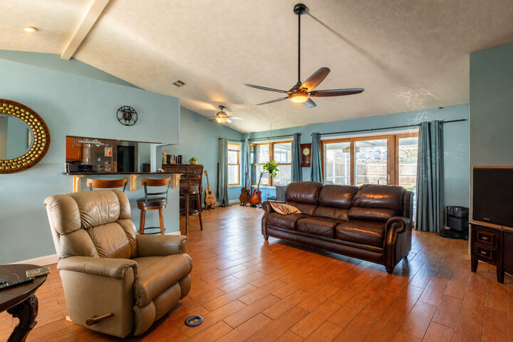 Property Photo:  310 S Glades Trail  FL 32407 