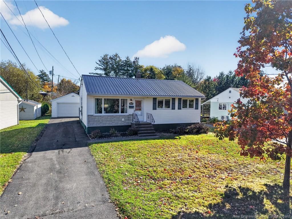 Property Photo:  108 Cherry Avenue  NB E3A 1Z2 