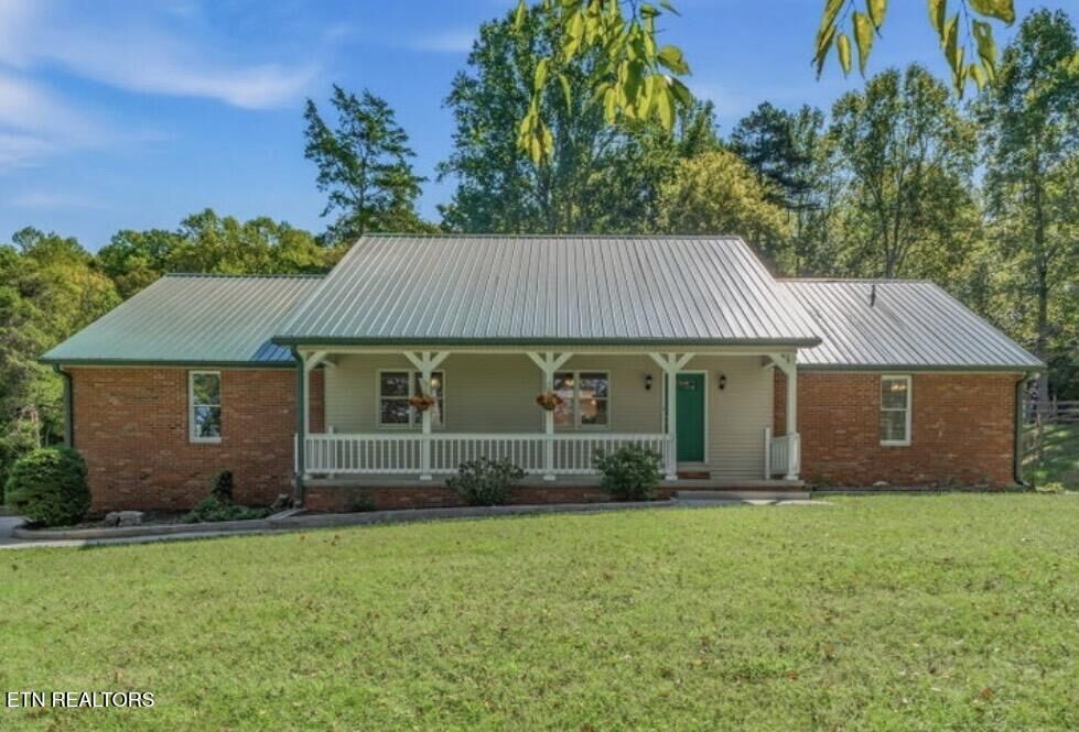Property Photo:  1034 Poplar Creek Rd  TN 37840 