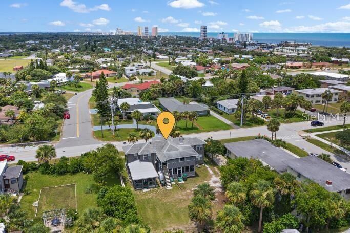 Property Photo: 314 University Boulevard FL 32118