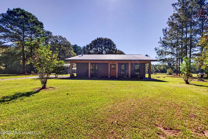 Property Photo:  646 Stump Texas Road  MS 39455 