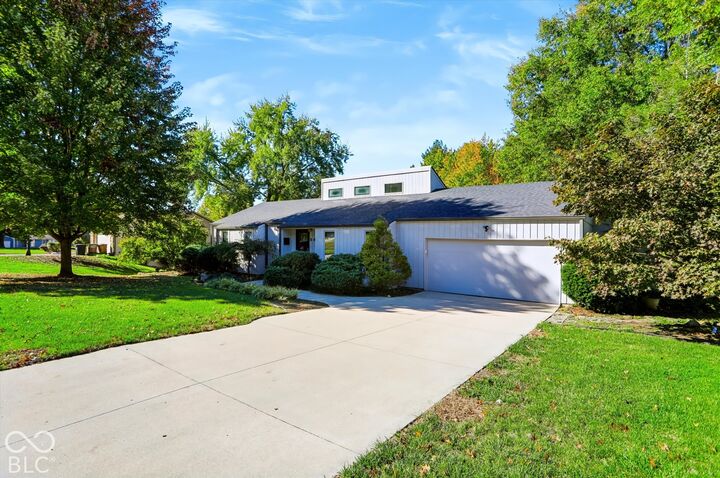 Property Photo:  840 Countryside Lane  IN 47201 
