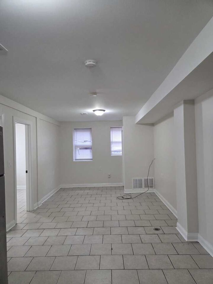 Property Photo: 2416 S Sawyer Avenue G-R IL 60623