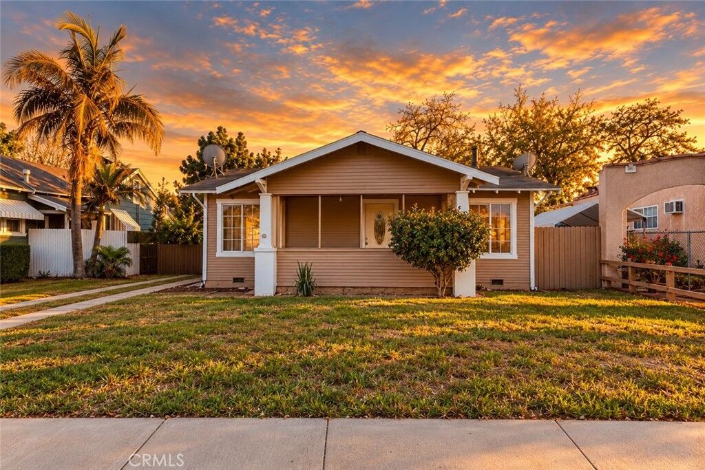 Property Photo:  760 E G  CA 91764 