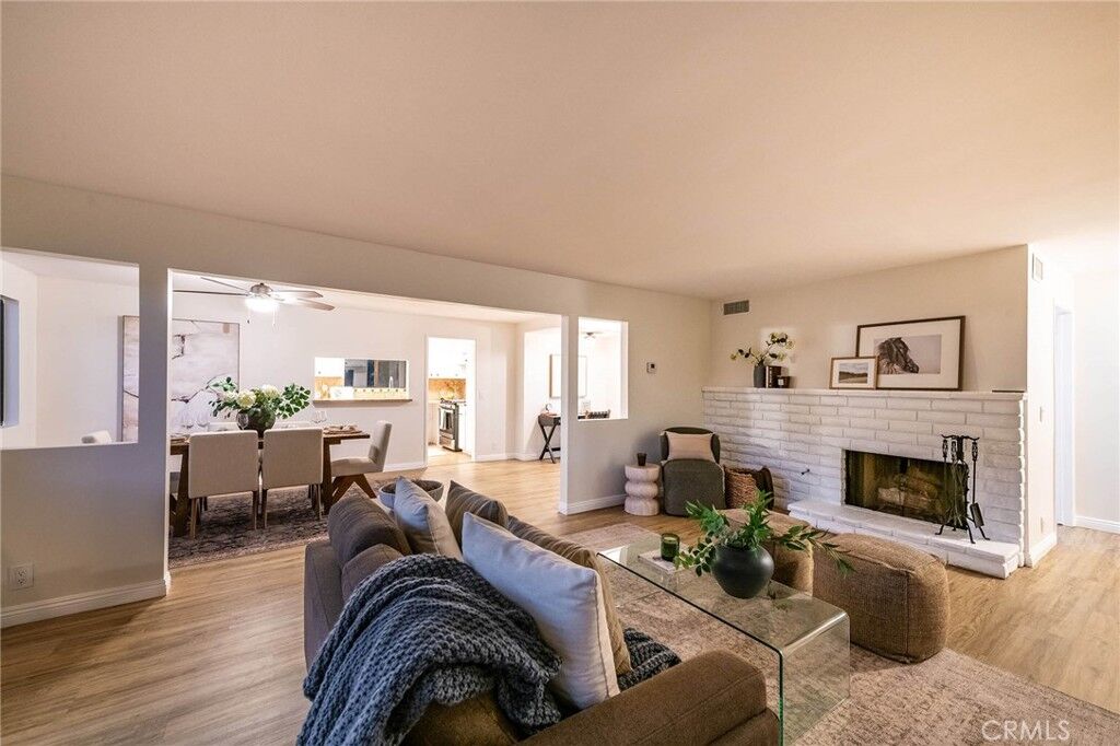 Property Photo:  1039 S Meyler Street 6  CA 90731 