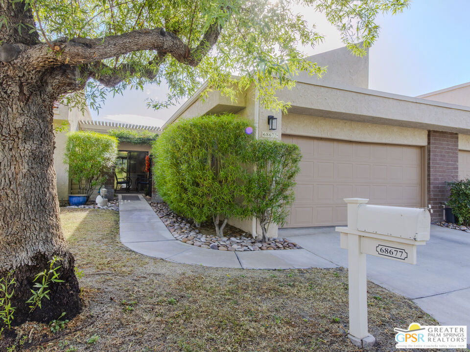 Property Photo: 68677 Calle Mancha CA 92234