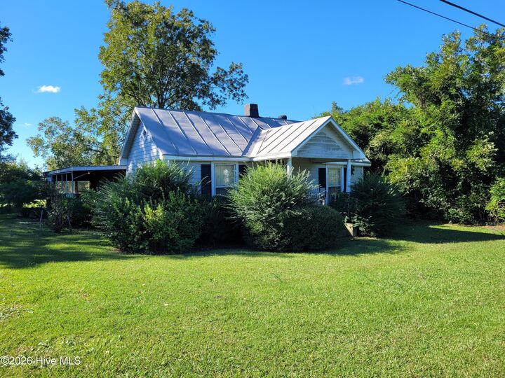 Property Photo:  1554 Nc 102 E  NC 28513 