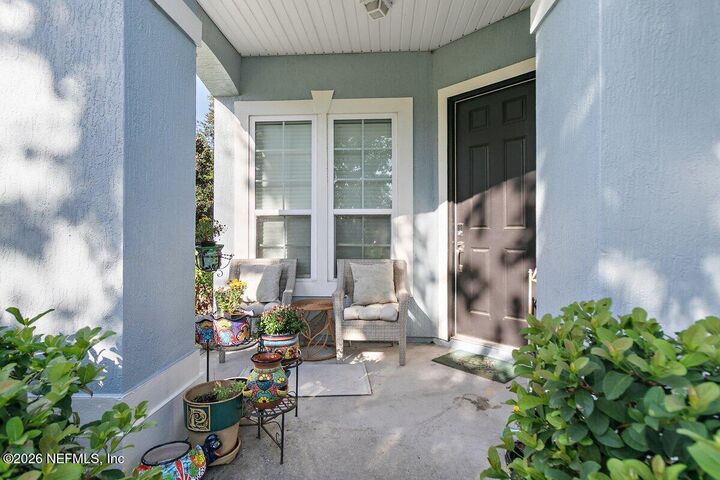 Property Photo:  13708 Chipperfield Lane  FL 32226 