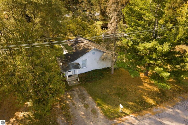 Property Photo:  2791 Concord Street  MI 49684 