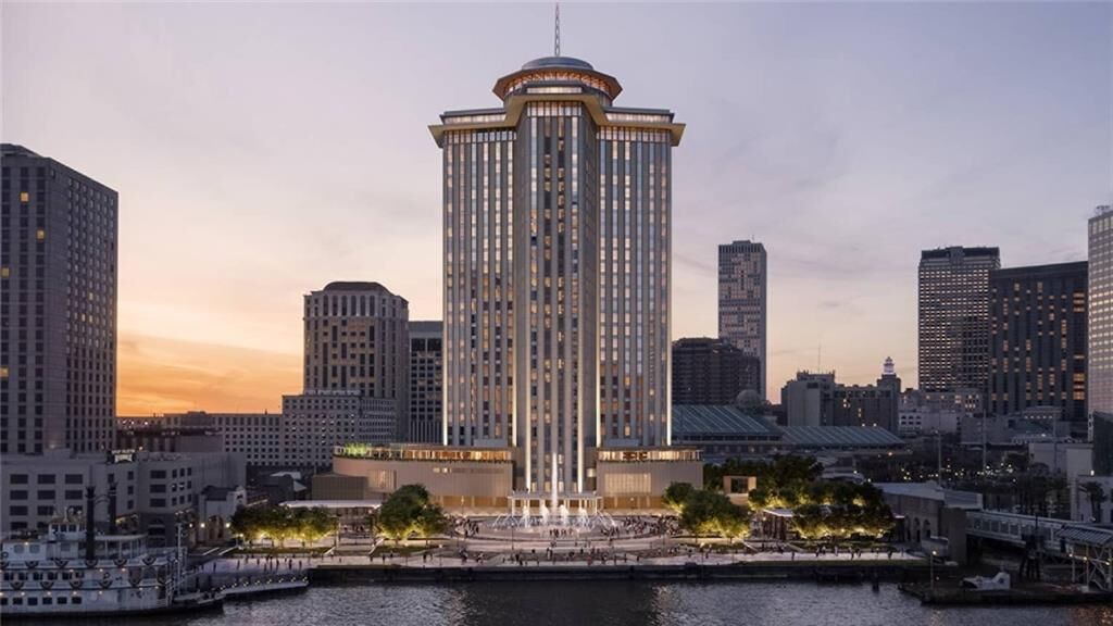 Property Photo: 2 Canal Street 2505 LA 70130