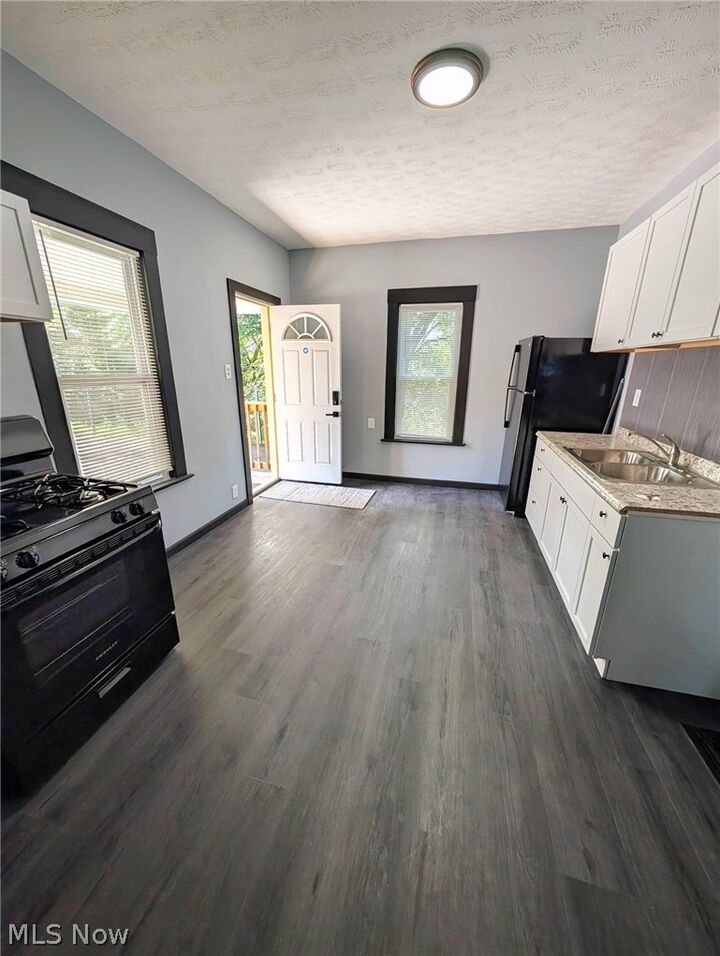 Property Photo: 1431 Rowley Avenue OH 44109