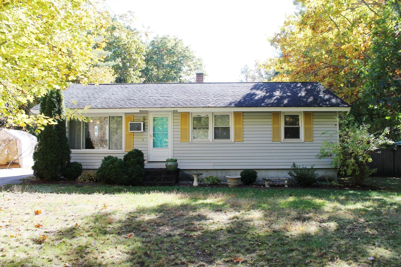 Property Photo:  25 Corning Road  NH 03052 