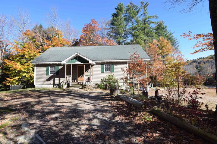 Property Photo:  10 Deer Hill Lane  NH 03605 