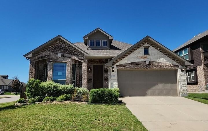 Property Photo:  1408 Stone Ridge Drive  TX 75409 